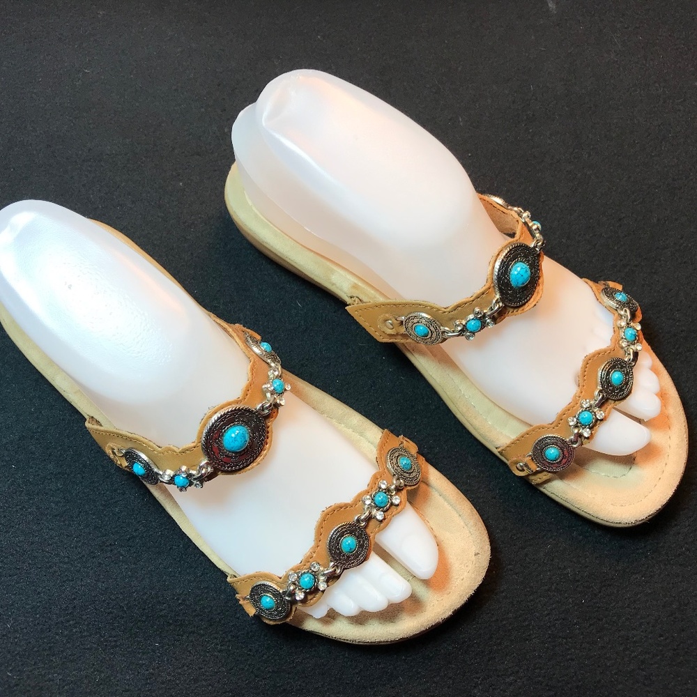 Minnetonka Beige Boca Slides Silver/Turquoise Size 7 Comfort Sandals Worn Once!